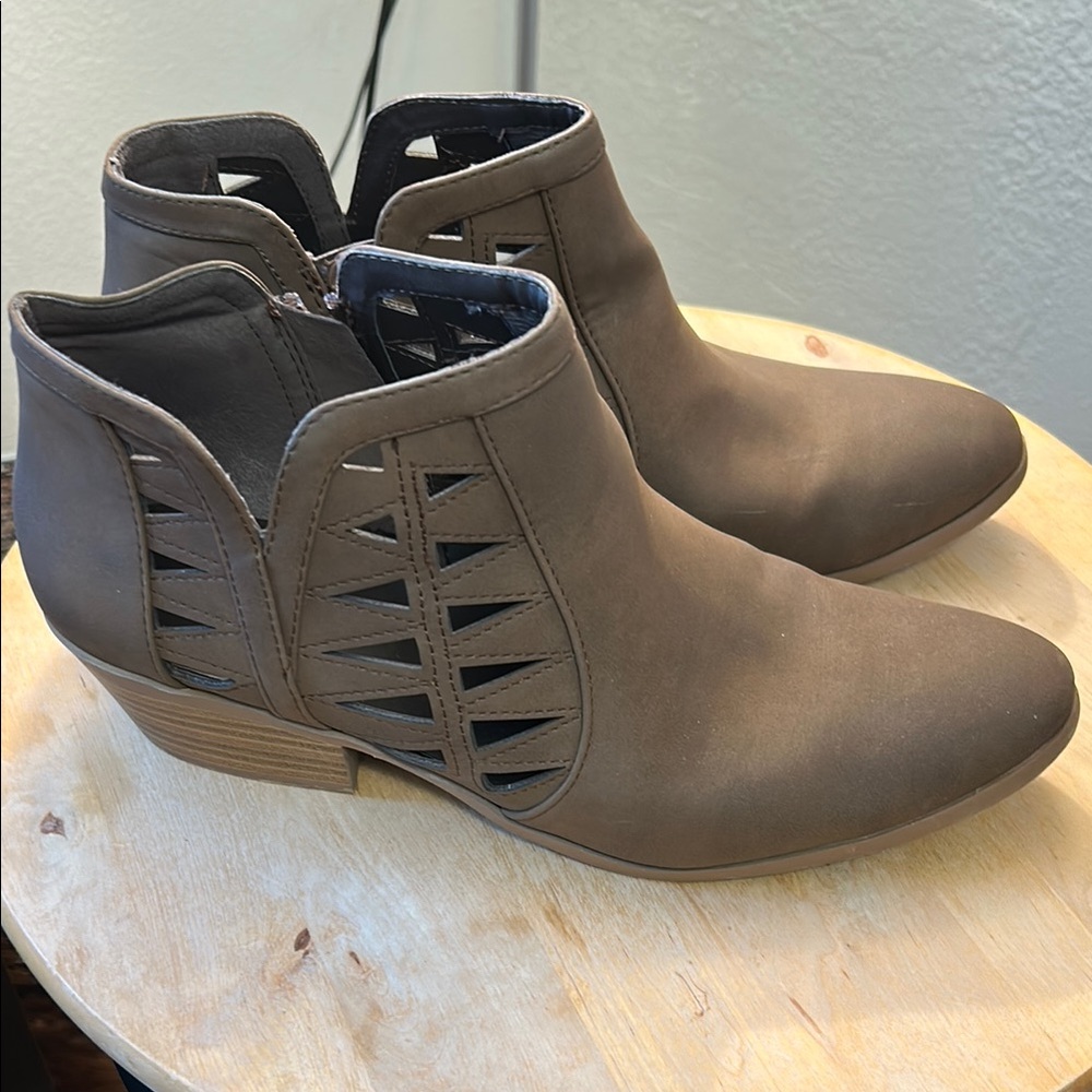 Elegant Tan Ankle Booties for Women